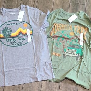 Goodfellow & Co Gray and Green Short Sleeve Tees